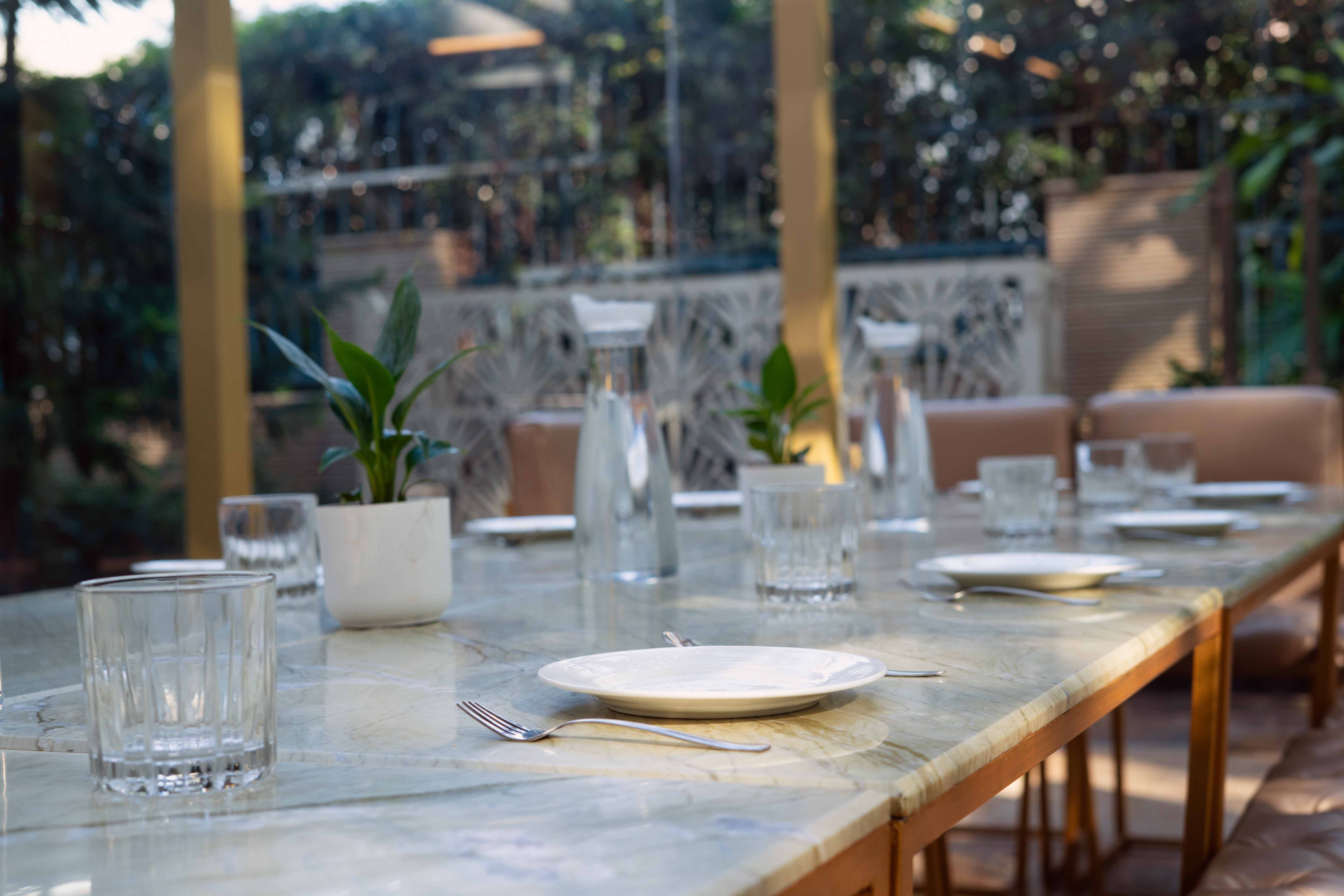 Royal Residence dining space 7