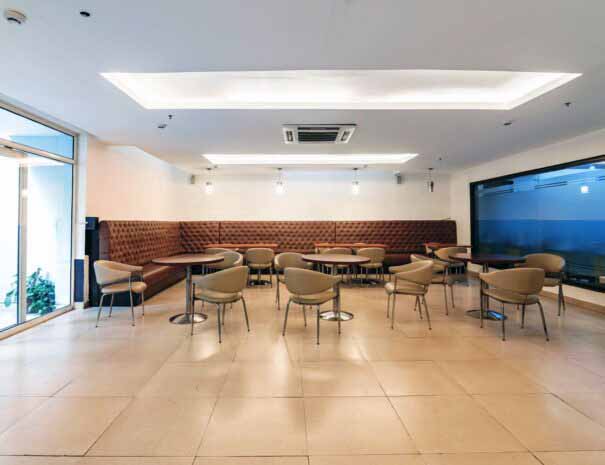 Royal Residence dining space 5