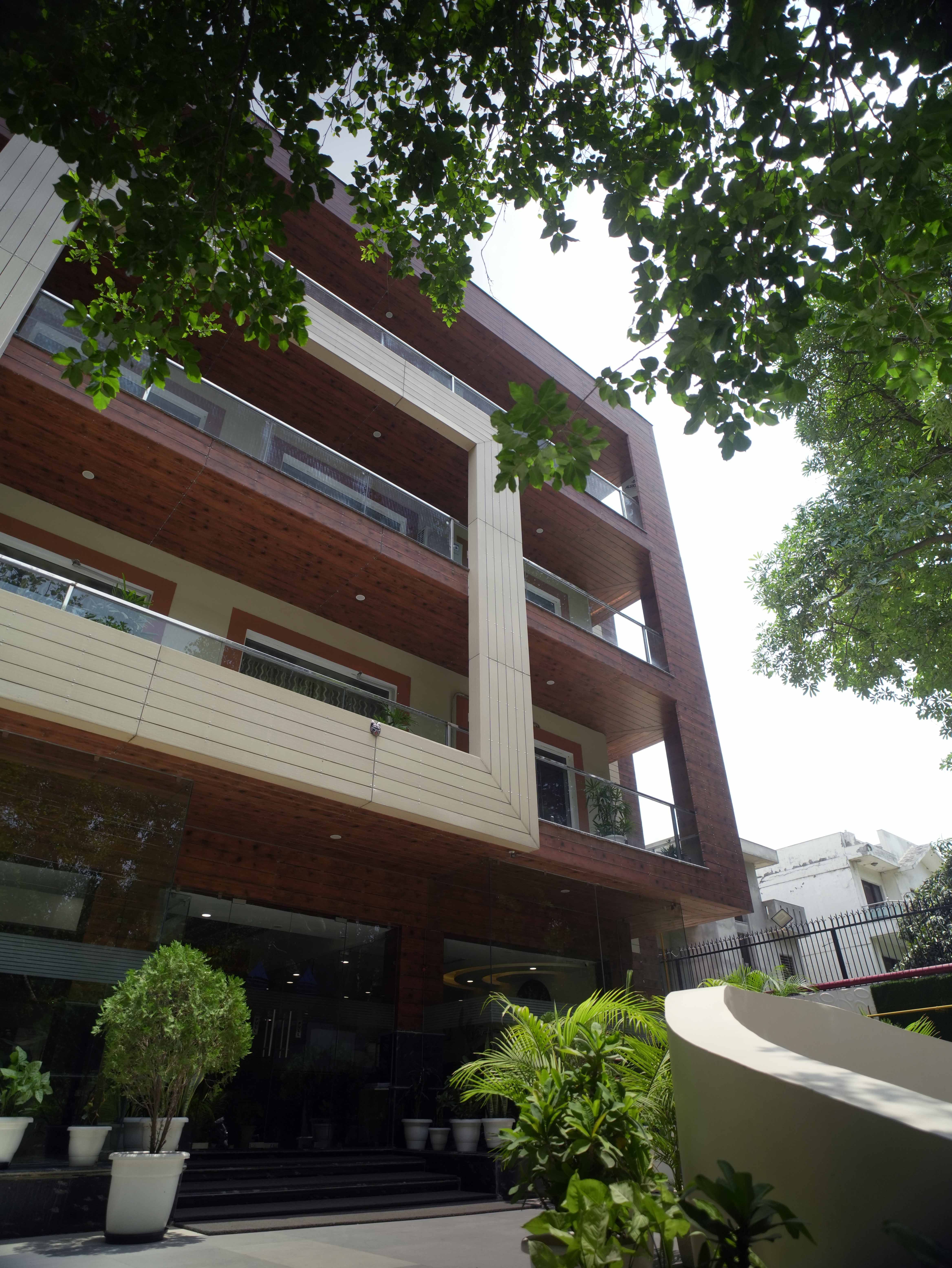 Royal Residence — MG Road